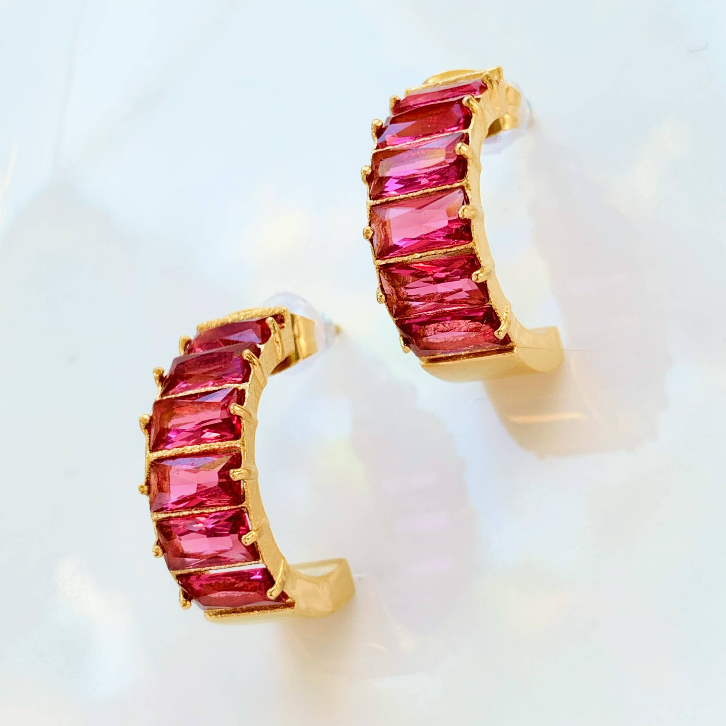 Chunky Zirkoon Oorbellen Rood/Roze